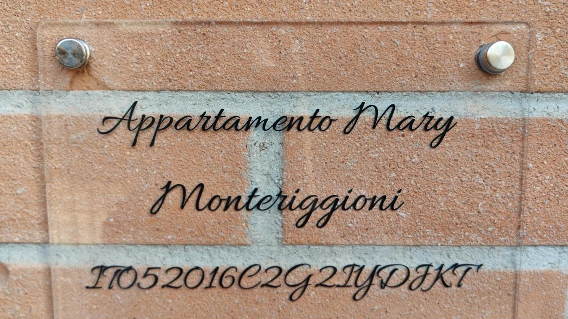 Appartamento Mary Monteriggioni contacts